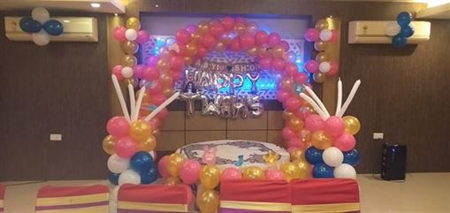 Theme balloon decoration in Hyderabad | Balloon Decorator in Hyderabad